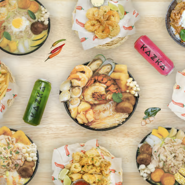 Rolling thai food spread